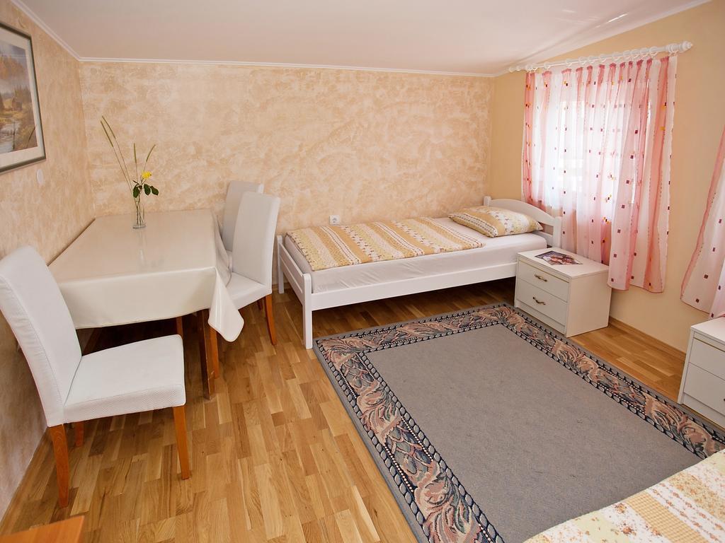 Apartment Zadar Diklo Borik Vir Номер фото
